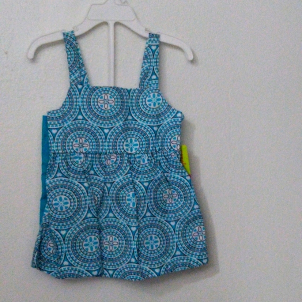 Penelope Mack Girl 4T 2Piece Set Print.
